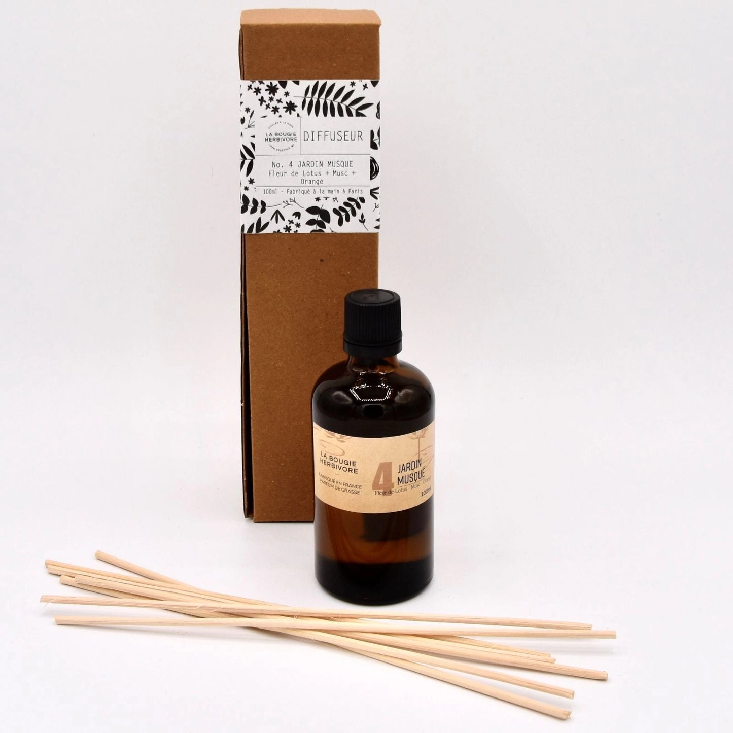 Diffuseur Signature à bâtonnets en Verre Ambré de 100 ml NO. 4 JARDIN MUSQUE - Fleur de Lotus + Musc + Orange La Bougie Herbivore diffuseur