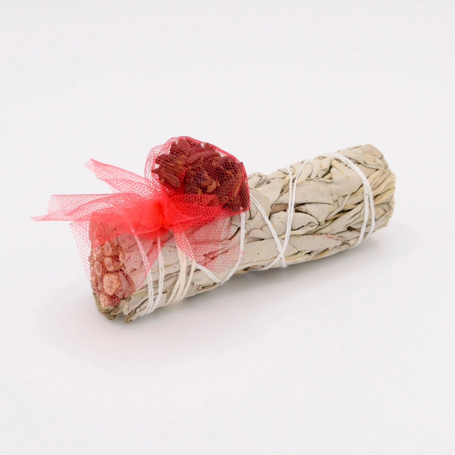 Encens nature La Bougie Herbivore lié avec un ruban, infusé au clou de girofle naturel