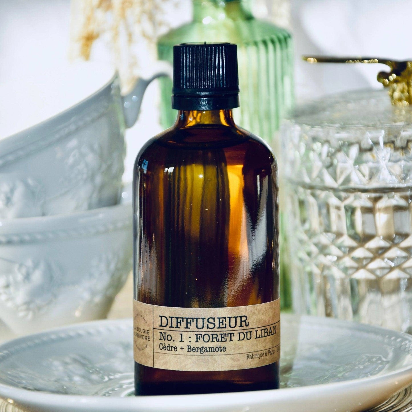 Diffuseur La Bougie Herbivore No 1 avec senteur forêt cèdre et bergamote en bouteille en verre