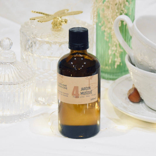Diffuseur parfum musc et orange en flacon de 200ml, idéal pour une ambiance apaisante dans votre maison