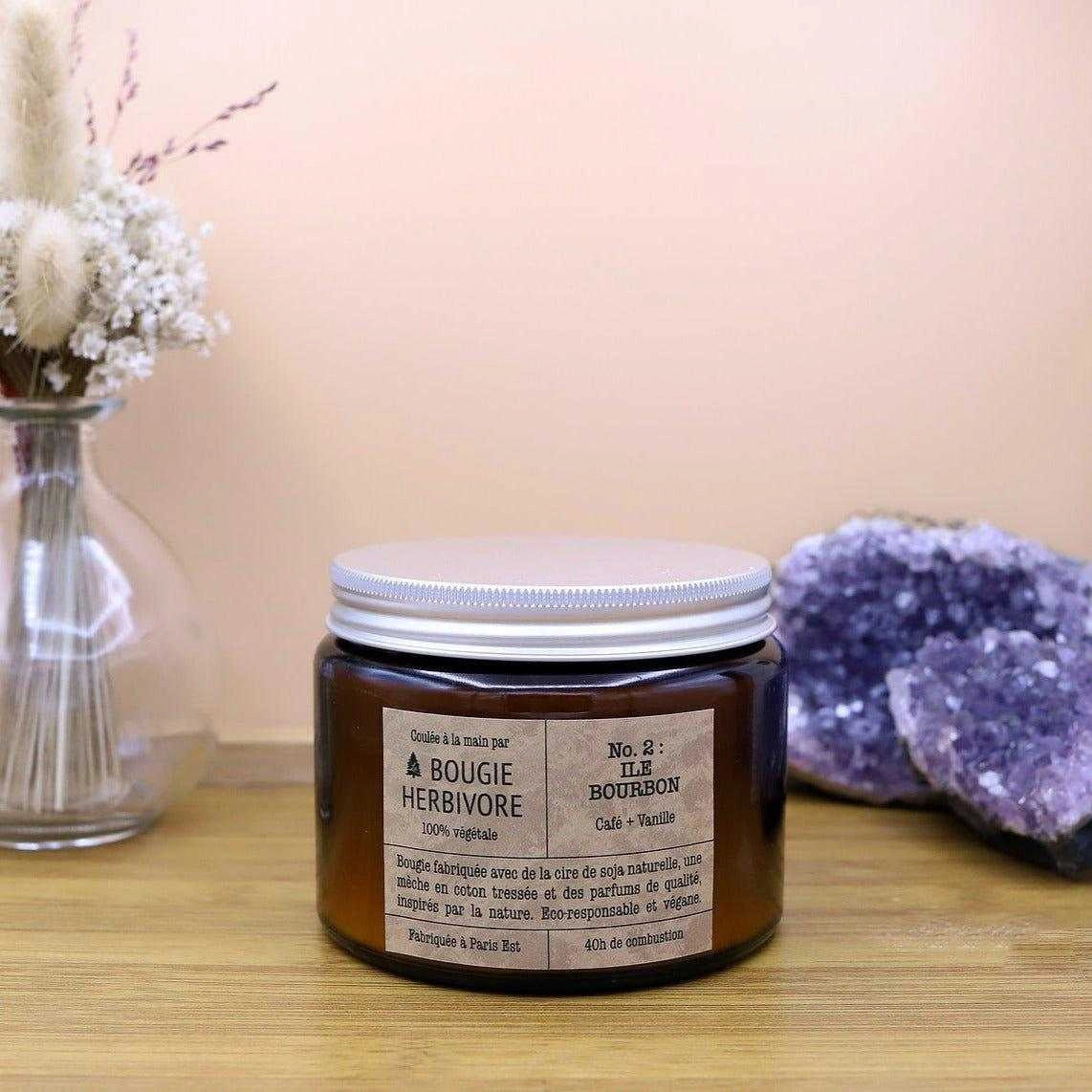Bougie parfumée café vanille de La Bougie Herbivore dans un pot en verre avec étiquette élégante