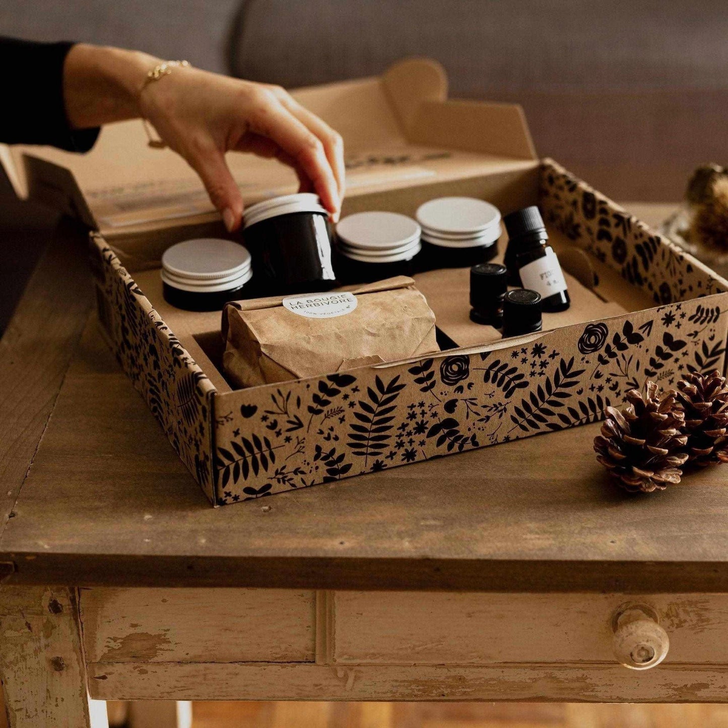 Kit fabrication bougie DIY de La Bougie Herbivore avec ingrédients et accessoires pour créer vos propres bougies