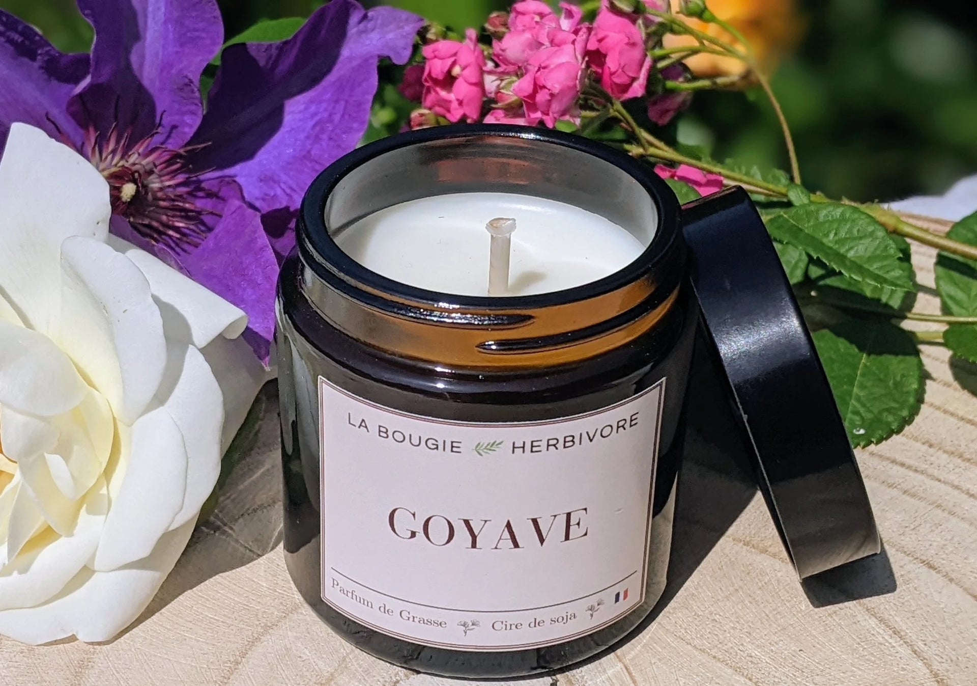 Bougie parfumée Goyave à la cire végétale de soja 90g - La Bougie Herbivore  BOUGIE_20H/90G-GOYAV 16.00 EUR