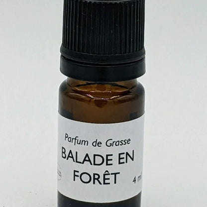 PARFUM BOUGIE POUDREE BALADE EN FORET 4 ML DISPO PARIS OU LAVAL