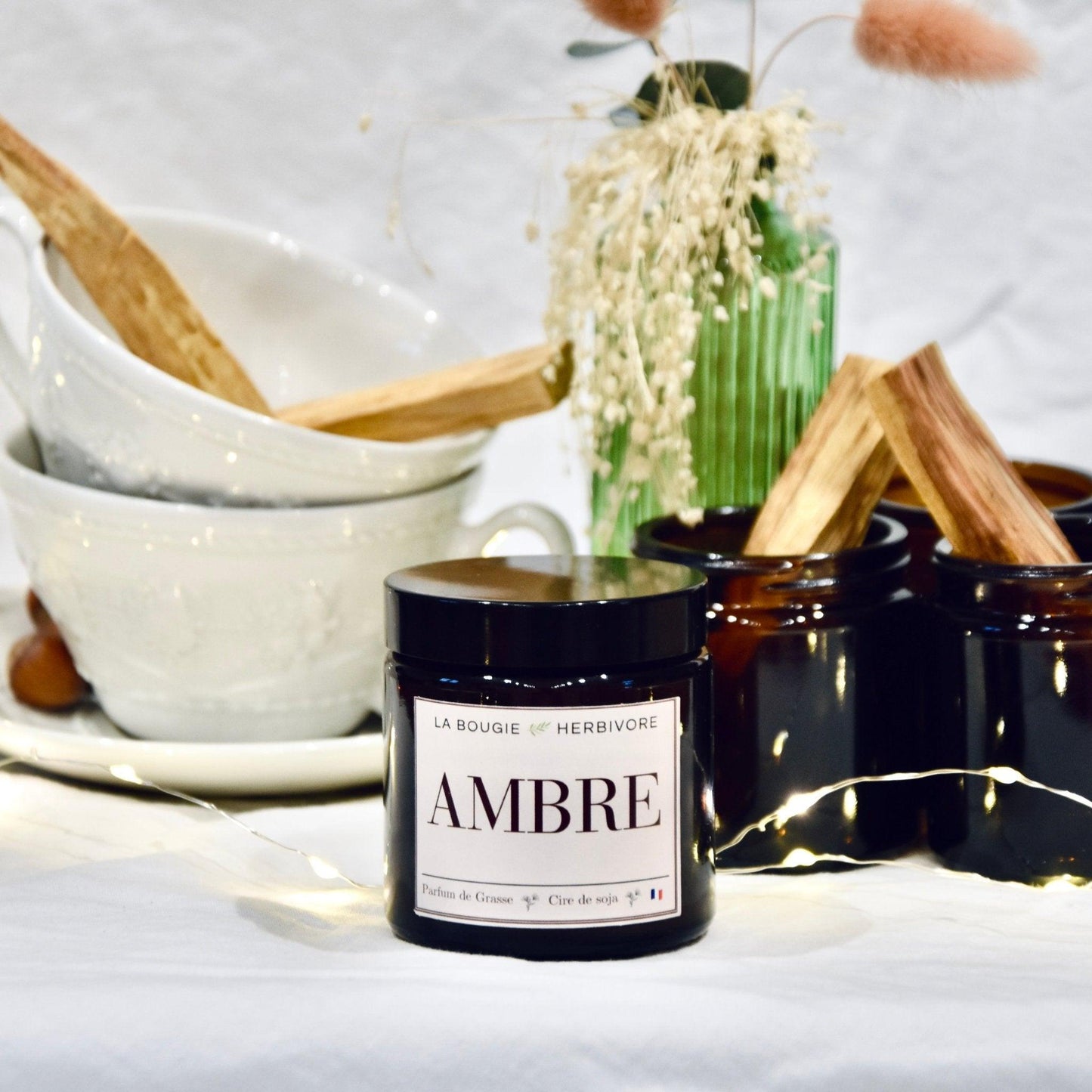 Bougie parfumée "Ambre" à la cire végétale de soja 90g - La Bougie Herbivore