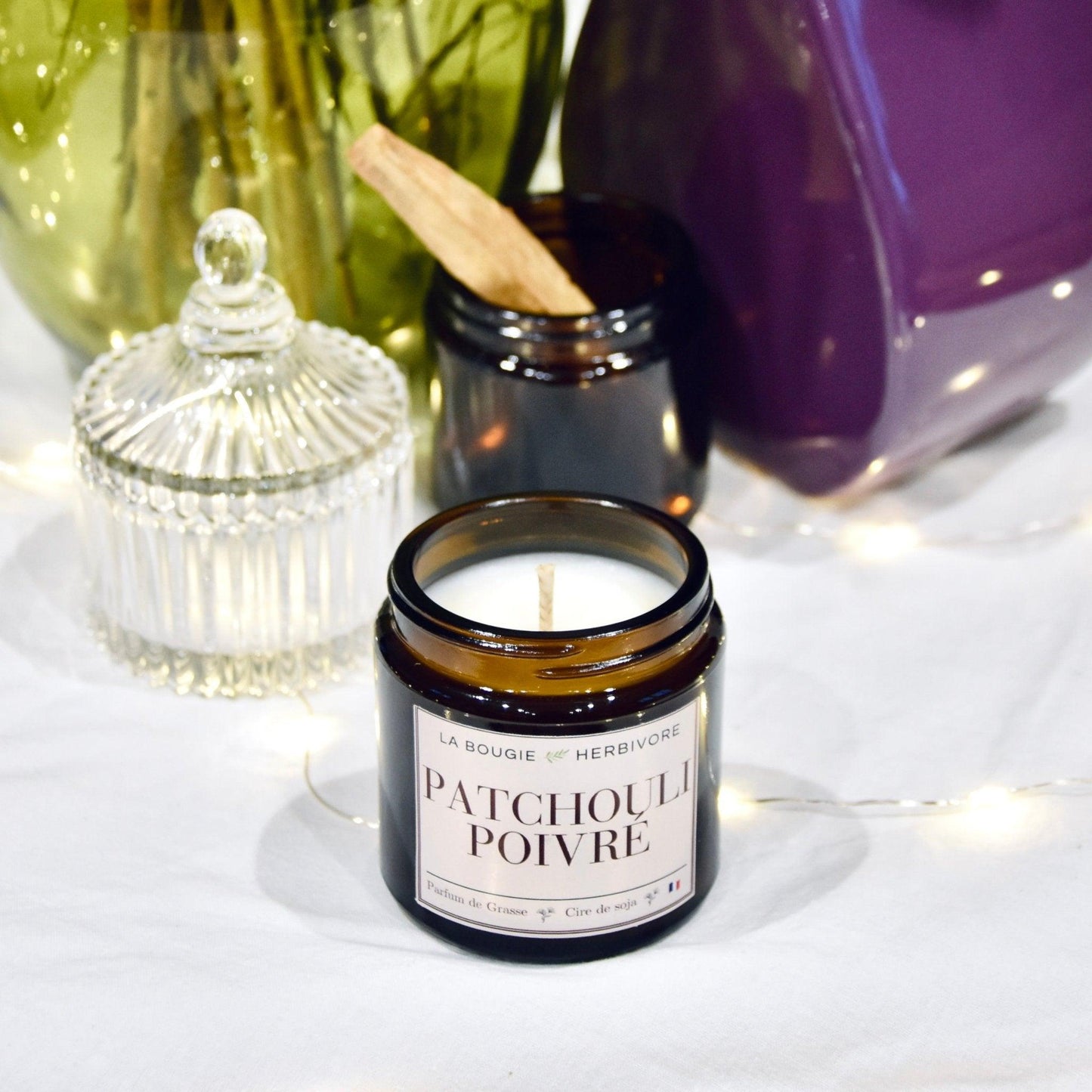 Bougie parfumée "Patchouli poivré" à la cire végétale de soja 90g - La Bougie Herbivore