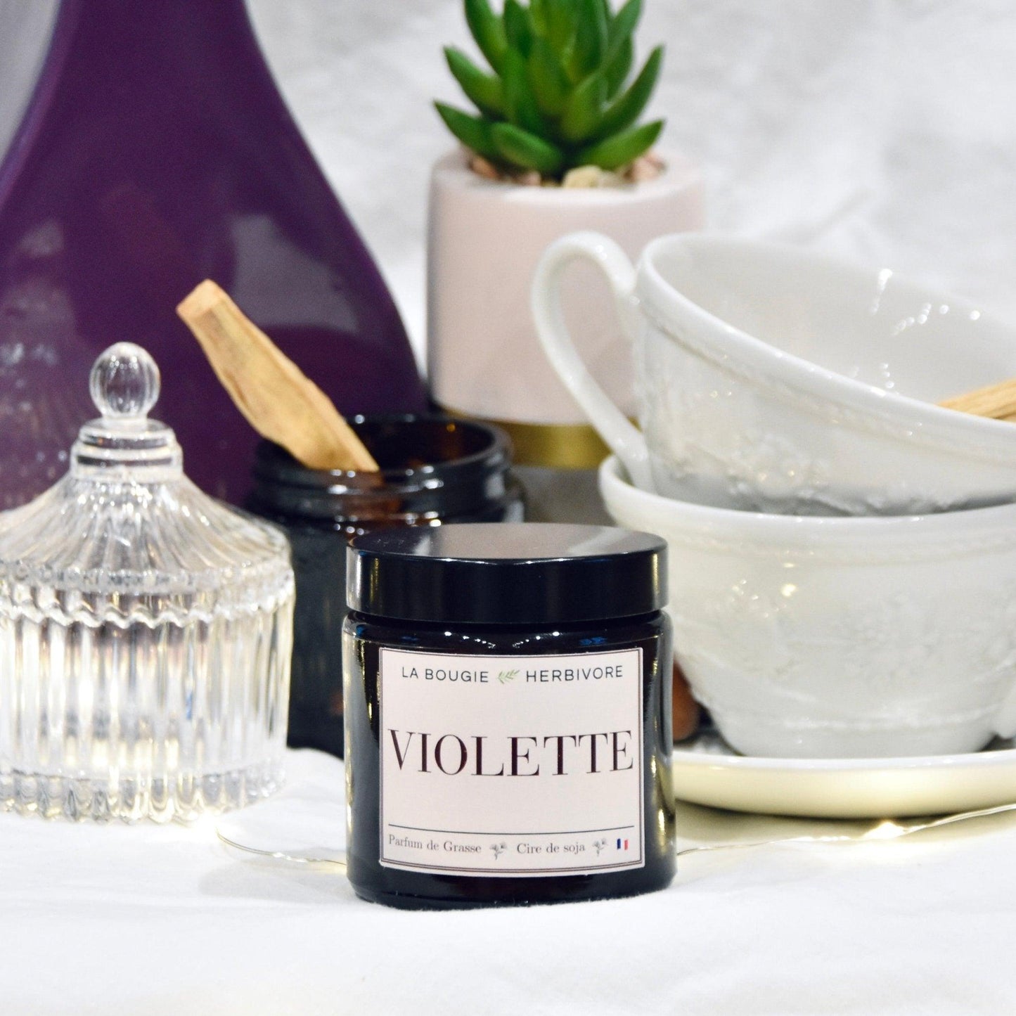 Bougie parfumée "Violette" à la cire végétale de soja 90g - La Bougie Herbivore